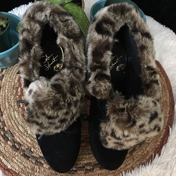 NEW! Colin Stuart Platform Booties - Picture 3 of 14